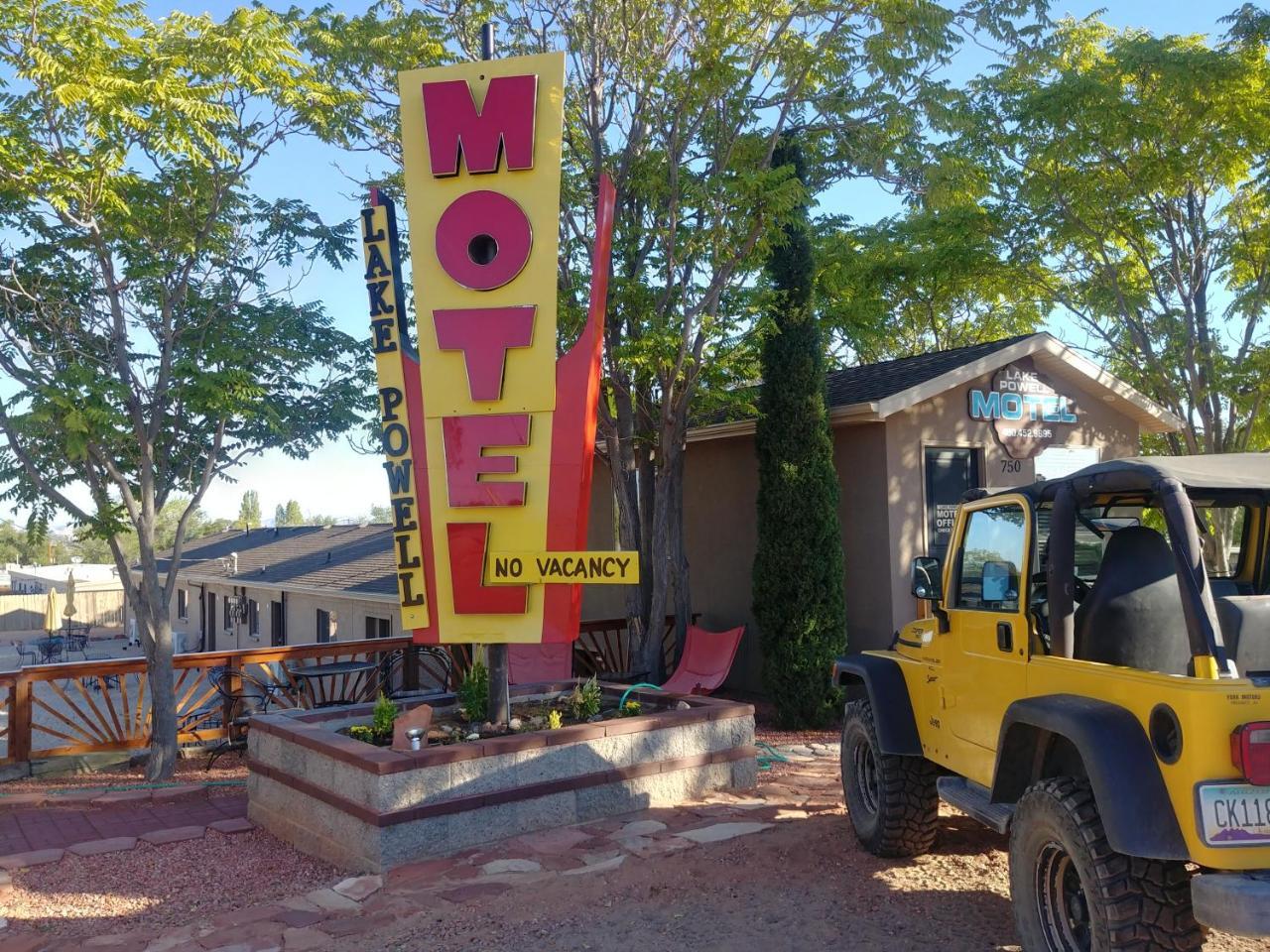 Lake Powell Motel & Apartments Page Exterior foto